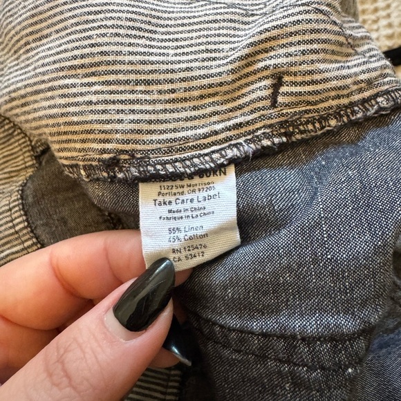 Bridge & Burn Mosby Jumpsuit Coveralls Denim Blue Linen Cotton Size Small EUC - Picture 9 of 9